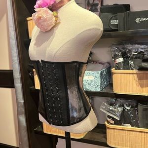 Colombian’ waist trainer